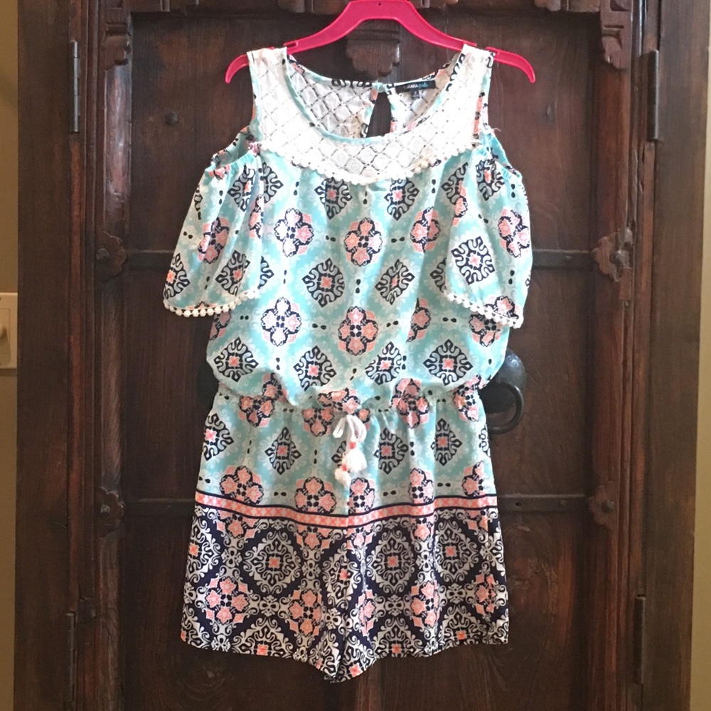 Girl’s cold shoulder short romper